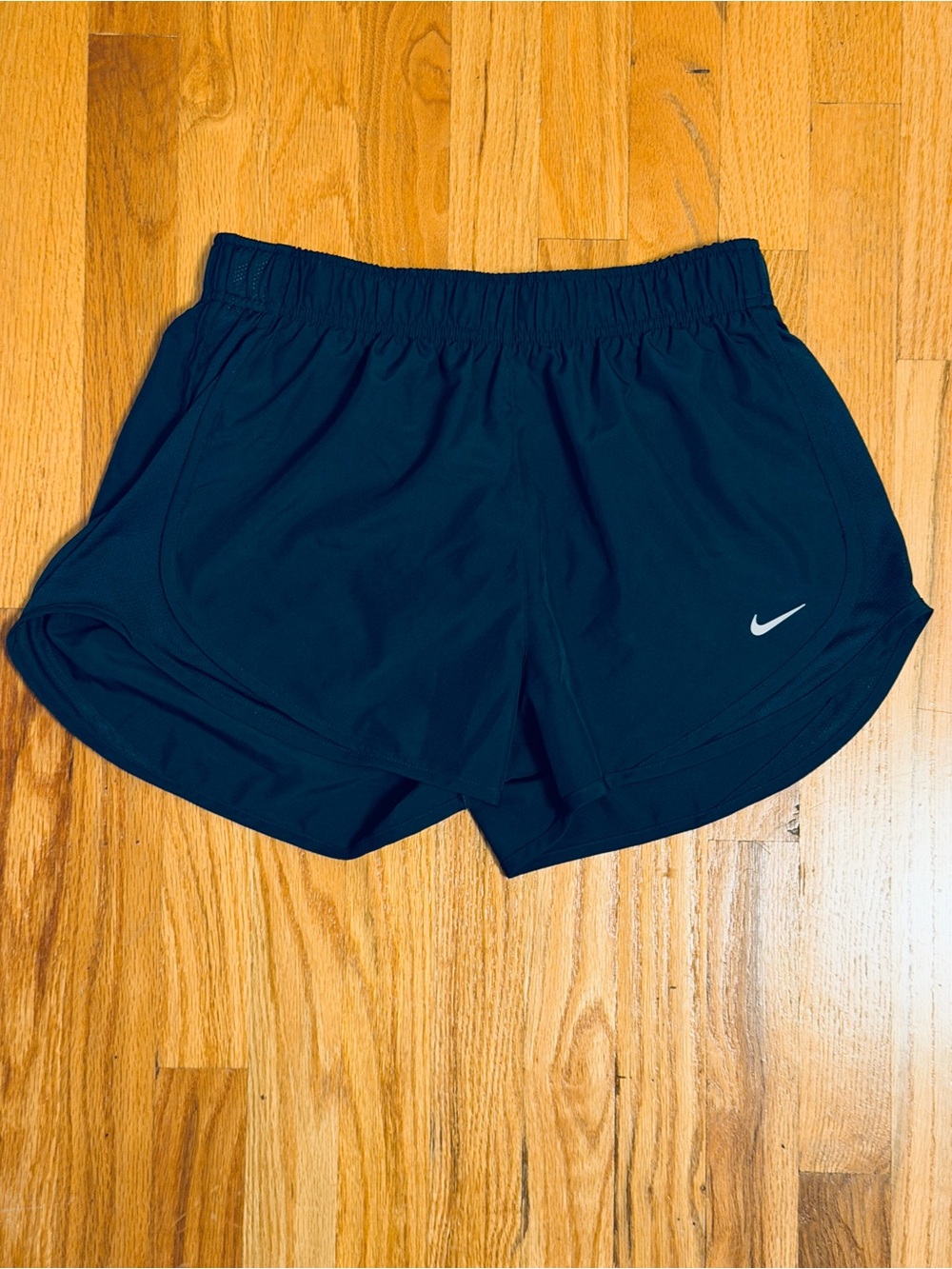 Nike Dri-Fit Women’s Running Athletic Shorts Lining Navy Blue Size Medium